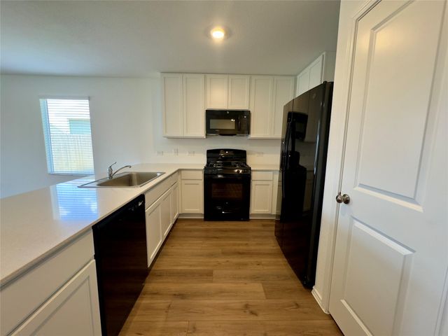 2221 Cumulus CT, Lockhart, TX 78644