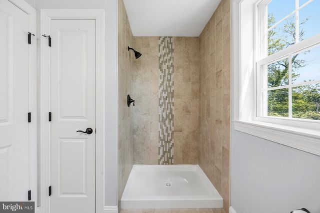 2261 PARK HILL AVE, Baltimore, MD 21211