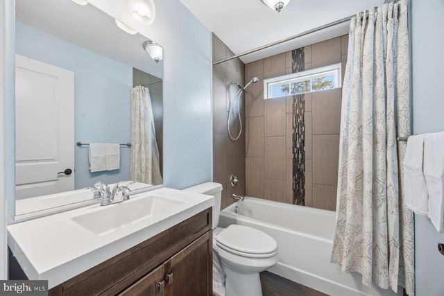 2261 PARK HILL AVE, Baltimore, MD 21211