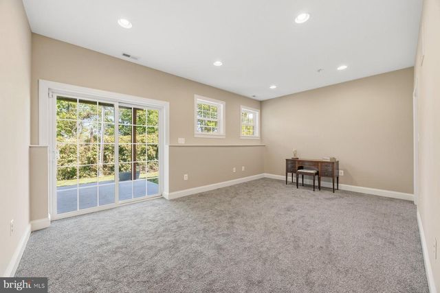 2261 PARK HILL AVE, Baltimore, MD 21211