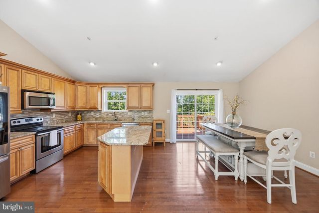 2261 PARK HILL AVE, Baltimore, MD 21211