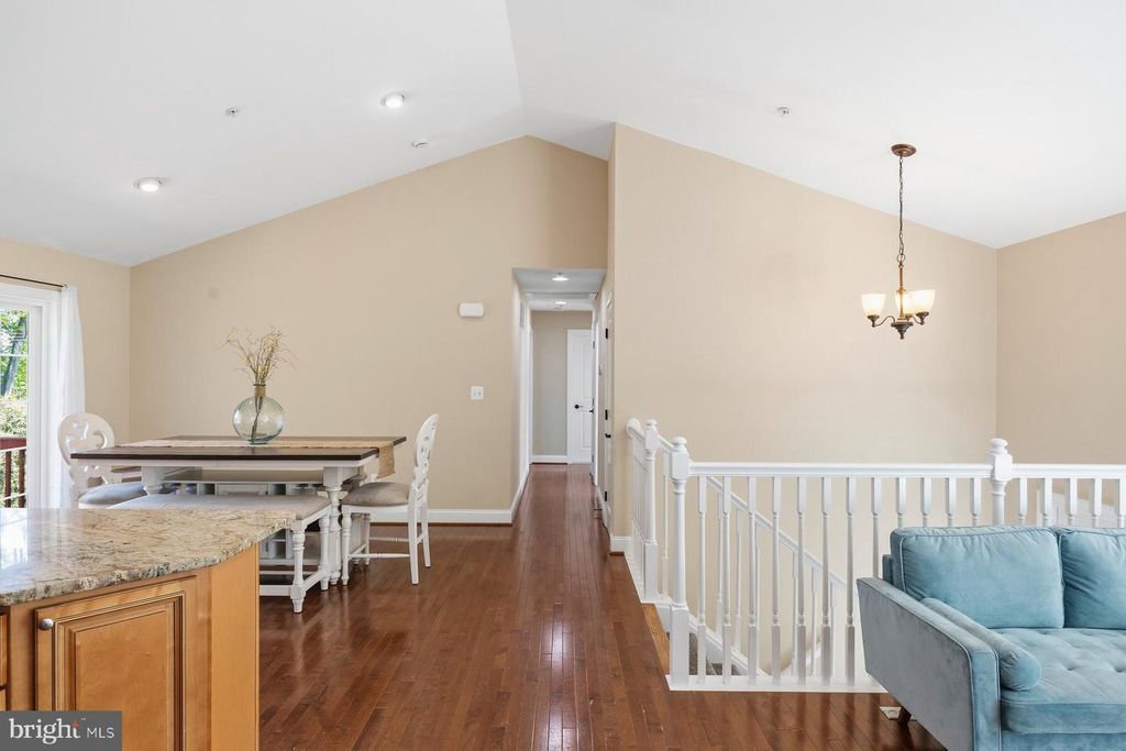 Image 14 of property listing at 2261 PARK HILL AVE, Baltimore, MD 21211