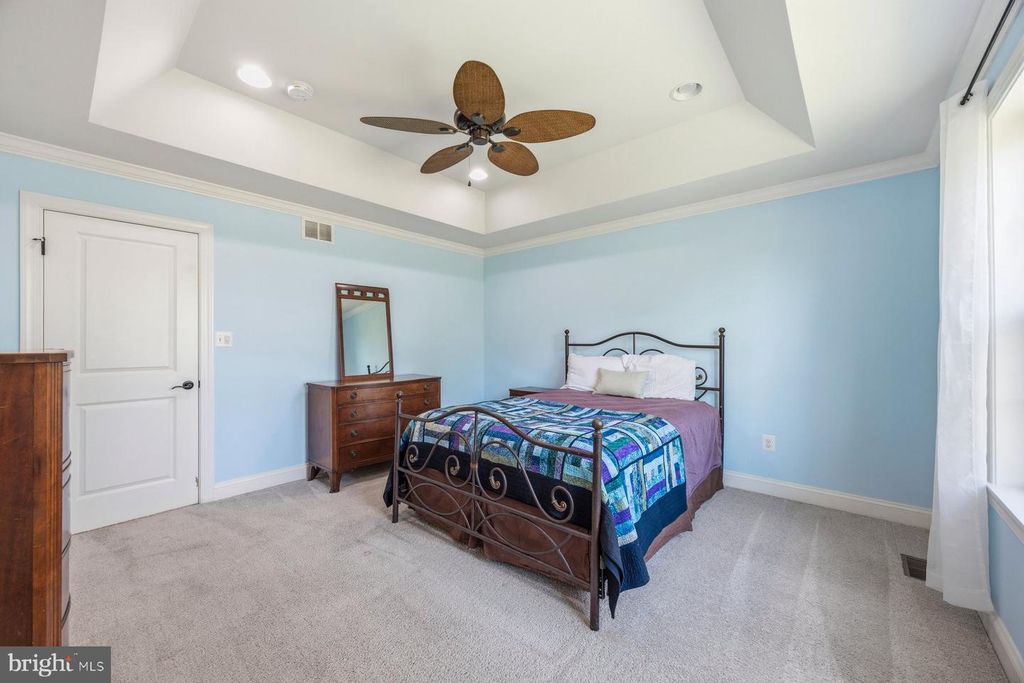 Image 16 of property listing at 2261 PARK HILL AVE, Baltimore, MD 21211