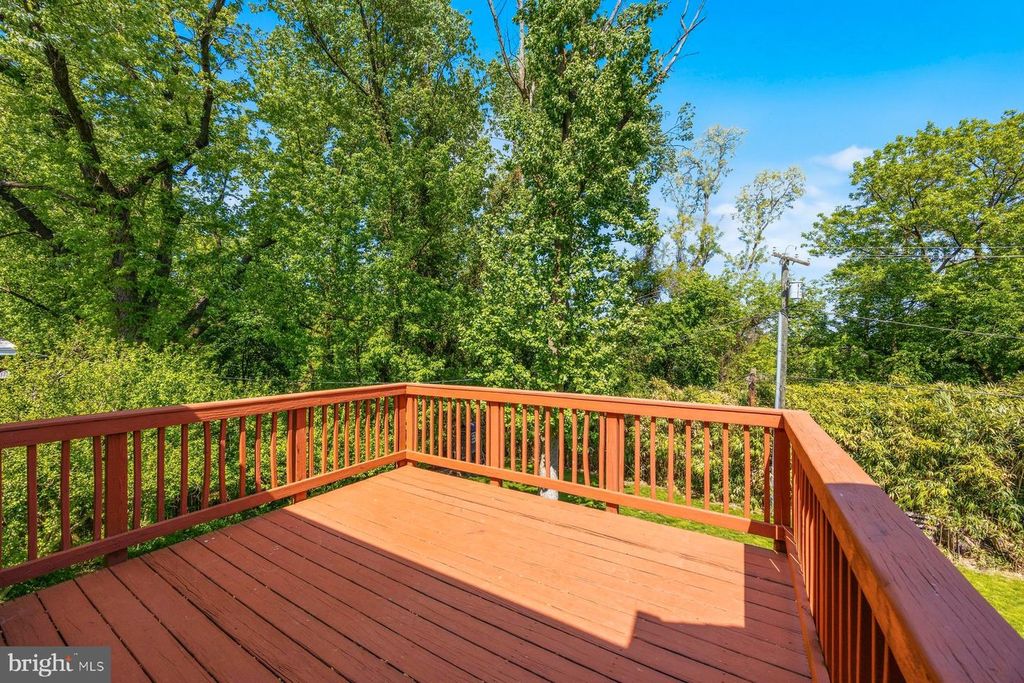 Image 36 of property listing at 2261 PARK HILL AVE, Baltimore, MD 21211