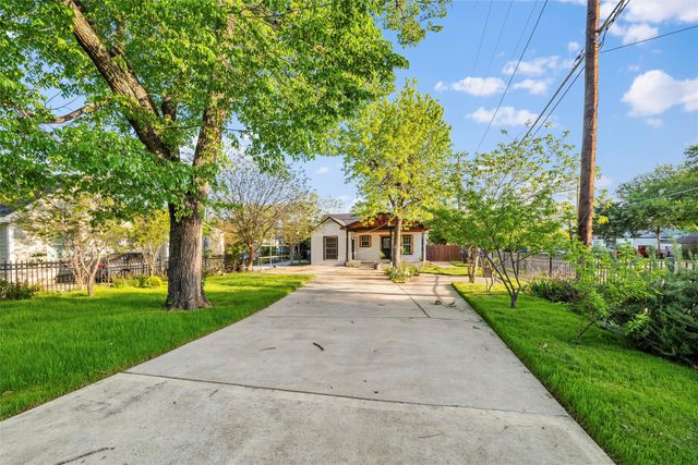 1101 Melbourne Avenue, Dallas, TX 75224