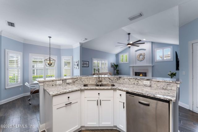 117 AZALEA POINT Drive S, Palm Valley, FL 32082