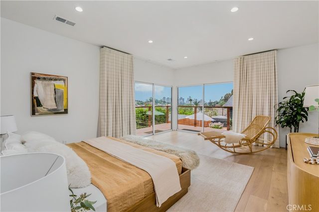 2240 Ewing Street, Los Angeles, CA 90039