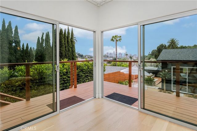 2240 Ewing Street, Los Angeles, CA 90039