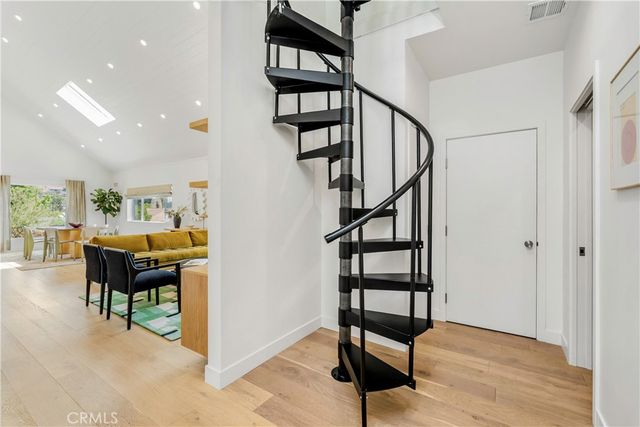 2240 Ewing Street, Los Angeles, CA 90039