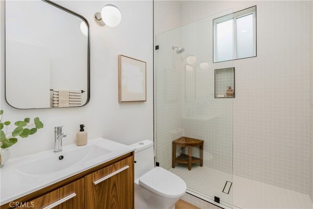 2240 Ewing Street, Los Angeles, CA 90039