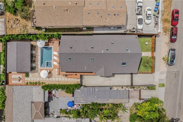 2240 Ewing Street, Los Angeles, CA 90039