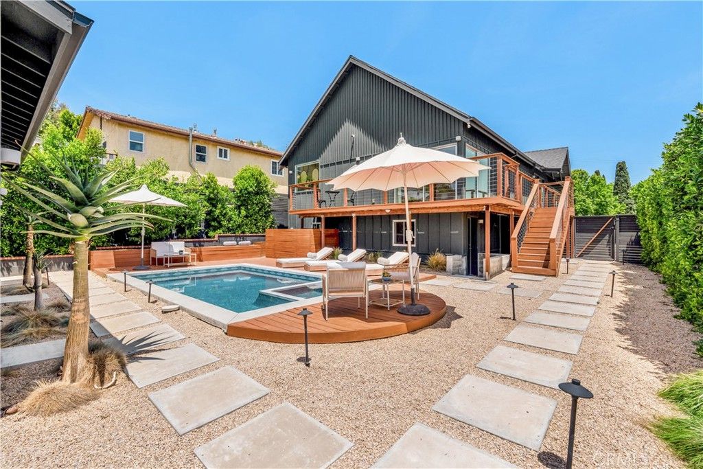 2240 Ewing Street, Los Angeles, CA 90039