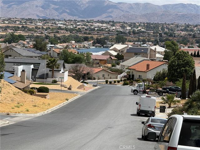 17735 Vista Point, Victorville, CA 92395