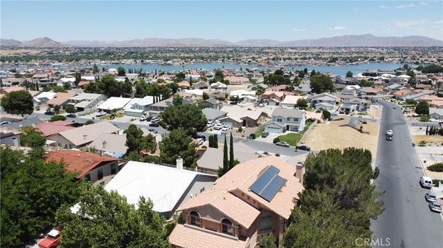 17735 Vista Point, Victorville, CA 92395