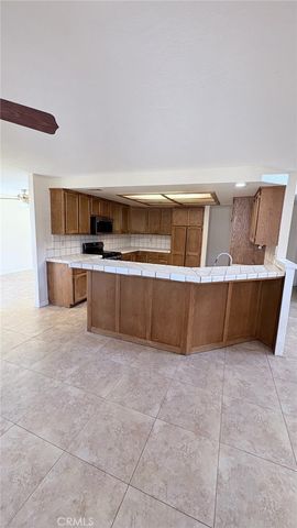 17735 Vista Point, Victorville, CA 92395