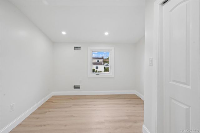 759 Barry Place, Uniondale, NY 11553