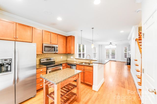 245 N Dotger Avenue G1, Charlotte, NC 28207