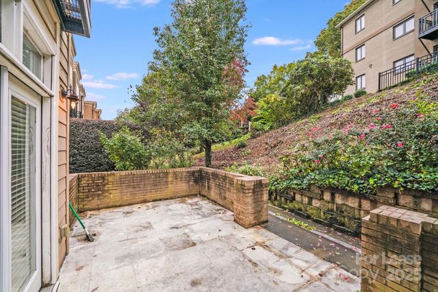 245 N Dotger Avenue G1, Charlotte, NC 28207