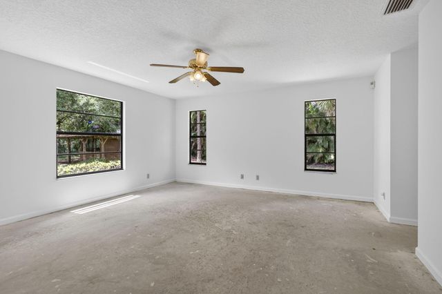 6045 Hall Boulevard, The Acreage, FL 33470