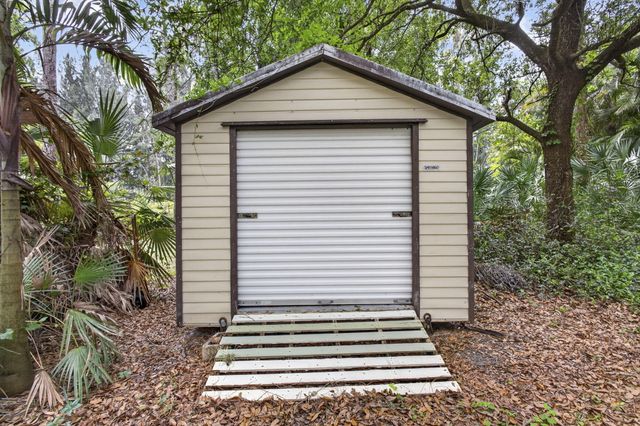 6045 Hall Boulevard, The Acreage, FL 33470