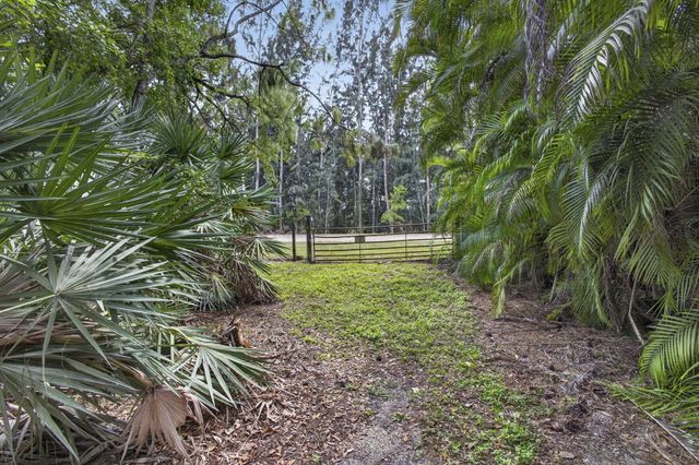 6045 Hall Boulevard, The Acreage, FL 33470