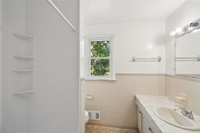 21 Ruth Terrace, Chili, NY 14624