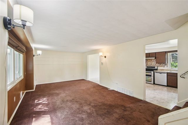 21 Ruth Terrace, Chili, NY 14624