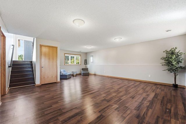14290 183rd Avenue NW, Elk River, MN 55330