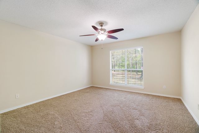 231 OAK HILL, Powderly, TX 75473