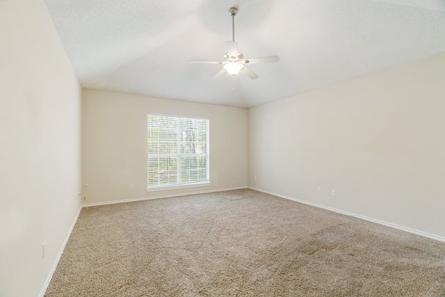 231 OAK HILL, Powderly, TX 75473