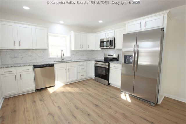 2308 Washington Avenue, St Albans, WV 25177