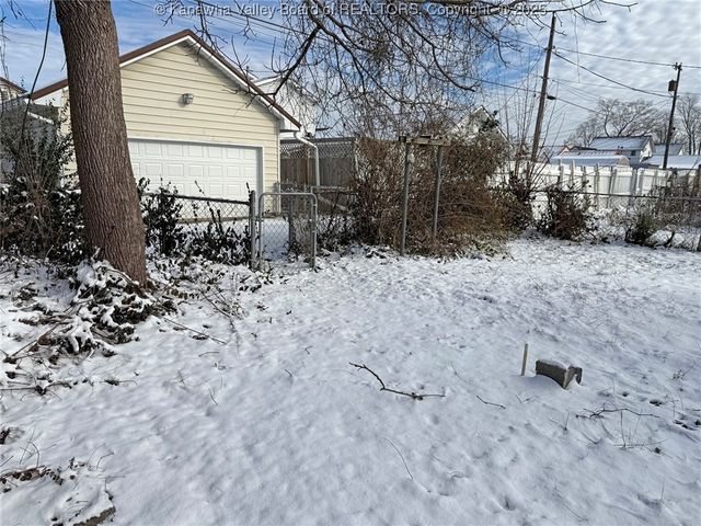 2308 Washington Avenue, St Albans, WV 25177