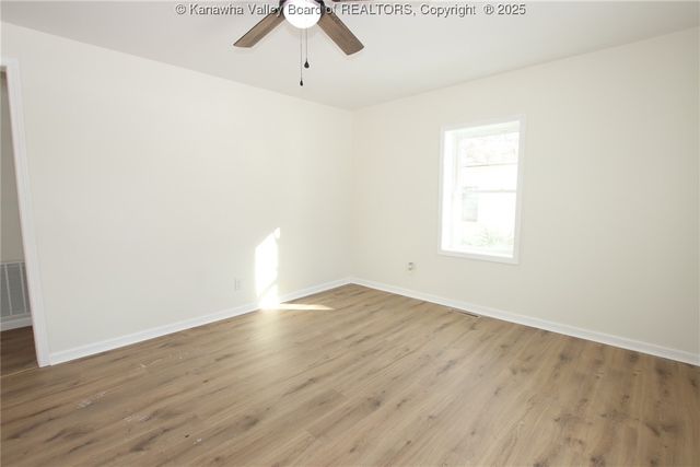 2308 Washington Avenue, St Albans, WV 25177