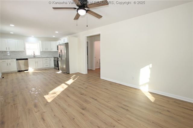 2308 Washington Avenue, St Albans, WV 25177