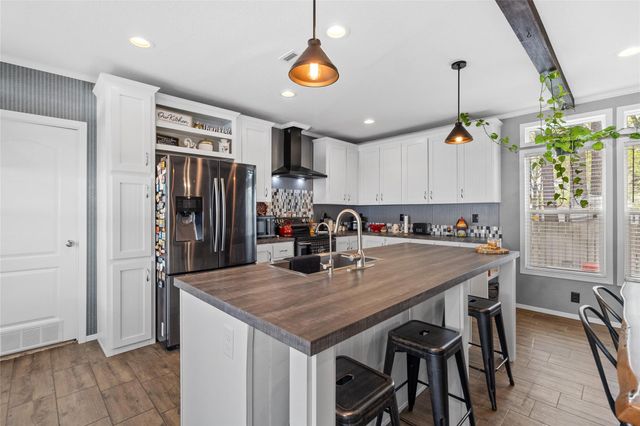 12602 Paradise View Court, Willis, TX 77318