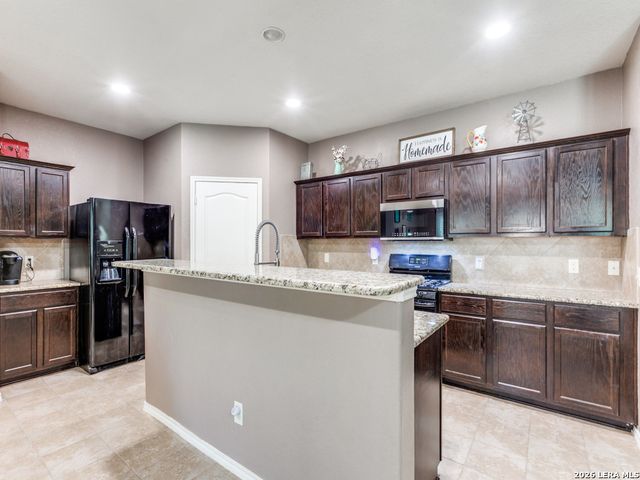 435 Unicorn Ranch, San Antonio, TX 78245