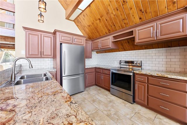 28101 Rawlings, Hemet, CA 92544