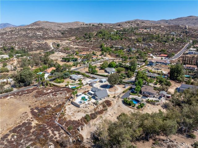 28101 Rawlings, Hemet, CA 92544
