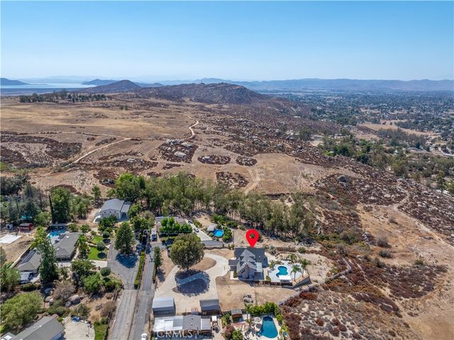 28101 Rawlings, Hemet, CA 92544