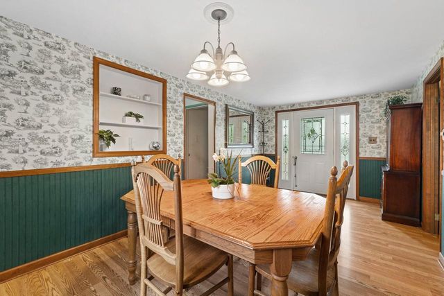 8417 200th AVENUE, Bristol, WI 53104