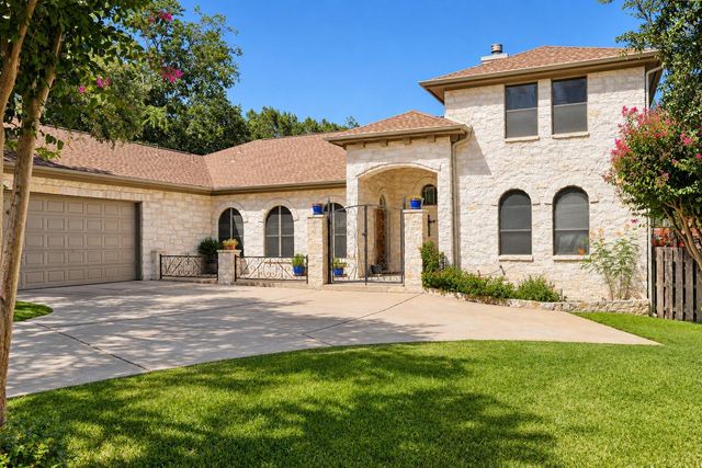 105 Ajuga CT, Lakeway, TX 78734