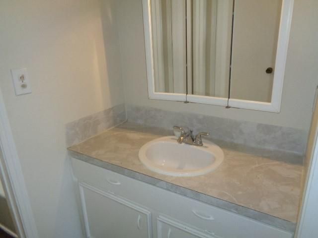 5504 Deep Forest, Houston, TX 77092