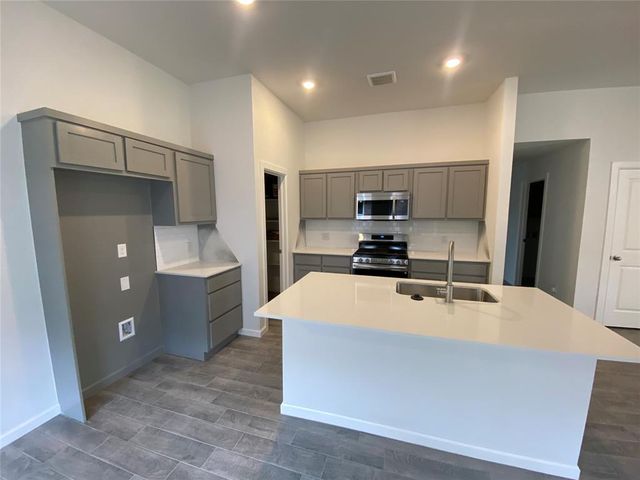 20649 Brush Creek Boulevard, Harrah, OK 73045