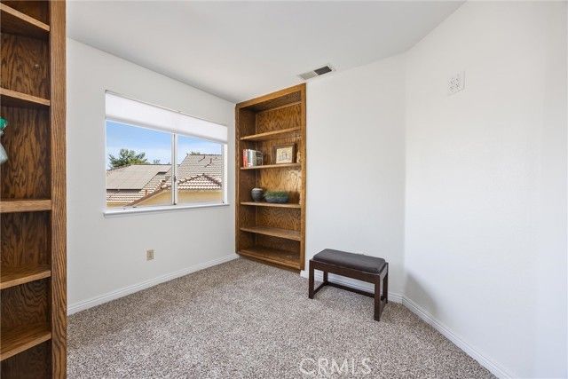 601 Las Arenas Court, Bakersfield, CA 93314