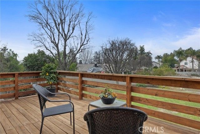 601 Las Arenas Court, Bakersfield, CA 93314