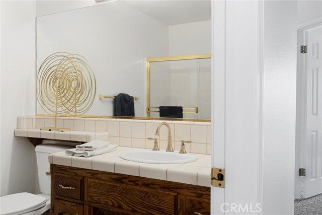 601 Las Arenas Court, Bakersfield, CA 93314