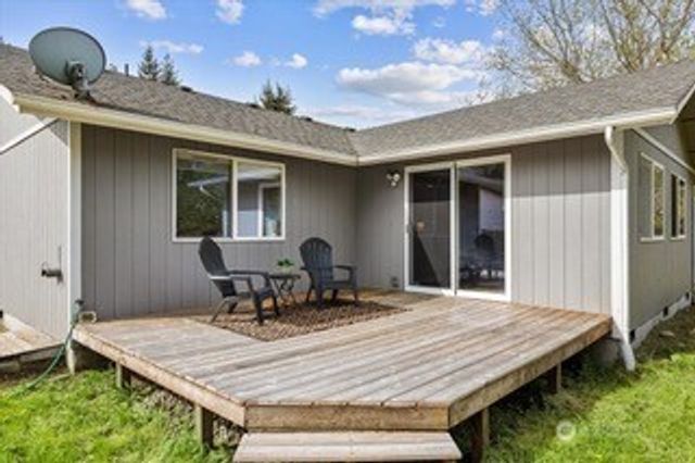 17724 153rd Avenue SE, Yelm, WA 98597