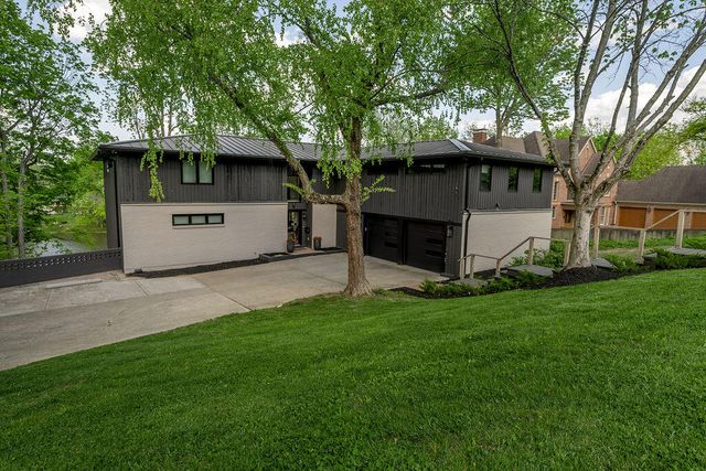 2005 Lakeside Drive, Lexington, KY 40502