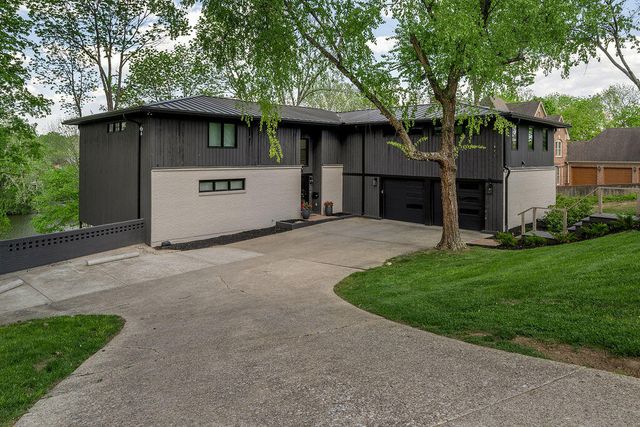 2005 Lakeside Drive, Lexington, KY 40502