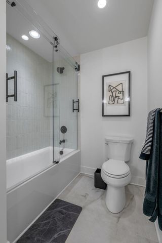 2005 Lakeside Drive, Lexington, KY 40502